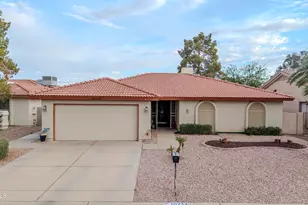 10233 E Navajo Pl, Sun Lakes, AZ 85248 - Photo 1