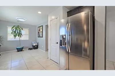 3913 S 185th Lane, Goodyear, AZ 85338 - Photo 12