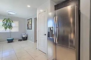 3913 S 185th Ln, Goodyear, AZ 85338 - Photo 12