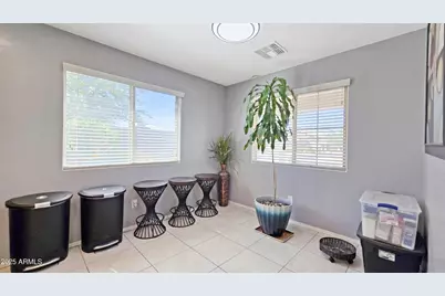 3913 S 185th Lane, Goodyear, AZ 85338 - Photo 8