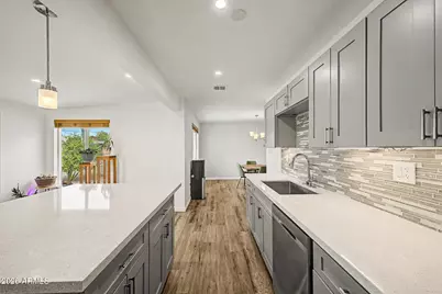 11620 N Hagen Drive, Sun City, AZ 85351 - Photo 10