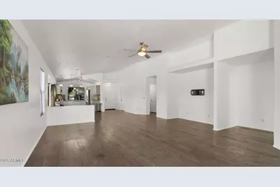 2240 E Ruby Lane, Phoenix, AZ 85024 - Photo 12