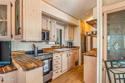 17200 W Bell Road #1202, Surprise, AZ 85374 - Photo 14