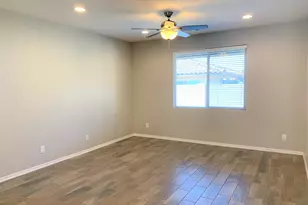 334 N 79th Pl, Mesa, AZ 85207 - Photo 4