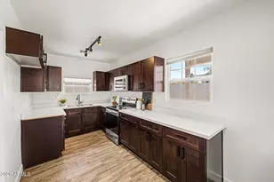 2341 N Dayton St, Phoenix, AZ 85006 - Photo 10