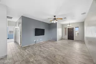 8303 N 56th Ln, Glendale, AZ 85302 - Photo 6