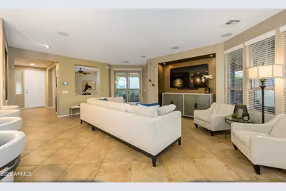 13040 W Hummingbird Terrace, Peoria, AZ 85383 - Photo 10