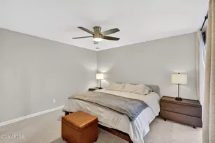 2233 E Highland Ave, Phoenix, AZ 85016 - Photo 12