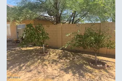 12776 W Obregon Drive, Arizona City, AZ 85123 - Photo 8