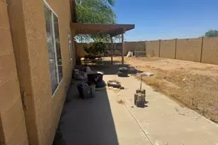 12776 W Obregon Dr, Arizona City, AZ 85123 - Photo 6
