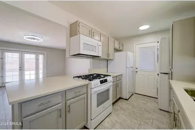 7001 E Cypress Street, Scottsdale, AZ 85257 - Photo 6