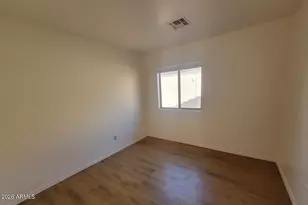 3133 W Huntington Dr, Phoenix, AZ 85041 - Photo 10