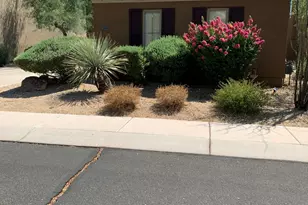 3989 E Hummingbird Ln, Phoenix, AZ 85050 - Photo 1