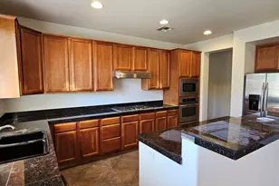 3989 E Hummingbird Ln, Phoenix, AZ 85050 - Photo 18