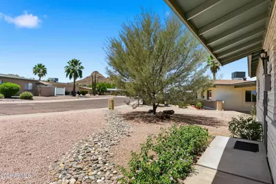 2310 E Betty Elyse Lane, Phoenix, AZ 85022 - Photo 6
