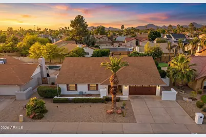 5221 E Paradise Lane, Scottsdale, AZ 85254 - Photo 2