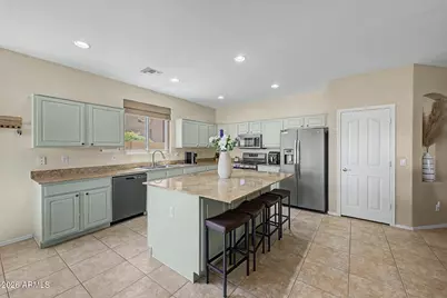 21 N 119th Avenue, Avondale, AZ 85323 - Photo 18