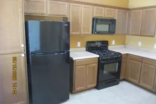 988 Estancia Dr, Sierra Vista, AZ 85635 - Photo 6