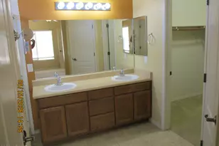 988 Estancia Dr, Sierra Vista, AZ 85635 - Photo 10