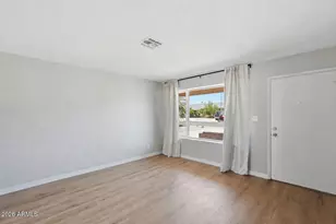2519 E Anderson Dr, Phoenix, AZ 85032 - Photo 4