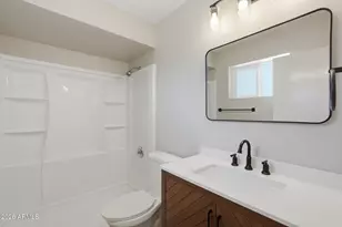2519 E Anderson Dr, Phoenix, AZ 85032 - Photo 14