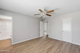 2519 E Anderson Dr, Phoenix, AZ 85032 - Photo 12