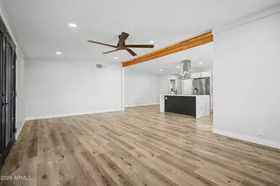 8833 N 39th Avenue, Phoenix, AZ 85051 - Photo 10
