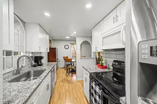 4252 N 68th Ln, Phoenix, AZ 85033 - Photo 6