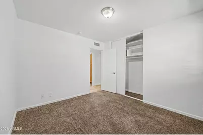 2527 W Larkspur Drive, Phoenix, AZ 85029 - Photo 18
