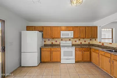 646 W Jahns Court, Casa Grande, AZ 85122 - Photo 12