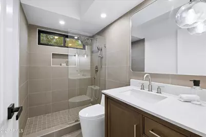 5518 E Roanoke Avenue, Phoenix, AZ 85008 - Photo 30