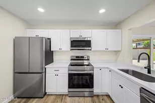 7509 W Devonshire Ave, Phoenix, AZ 85033 - Photo 10
