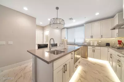 7550 E Osborn Road #1008, Scottsdale, AZ 85251 - Photo 16