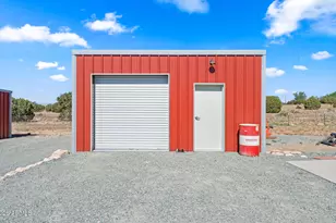610 W Valleri Ann Rd, Paulden, AZ 86334 - Photo 46