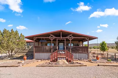 610 W Valleri Ann Road, Paulden, AZ 86334 - Photo 1