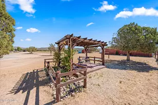 610 W Valleri Ann Rd, Paulden, AZ 86334 - Photo 64