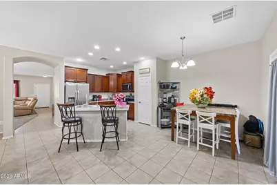 16584 W Harrison Street, Goodyear, AZ 85338 - Photo 8