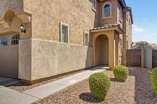 905 S Canal Dr, Chandler, AZ 85225 - Photo 4