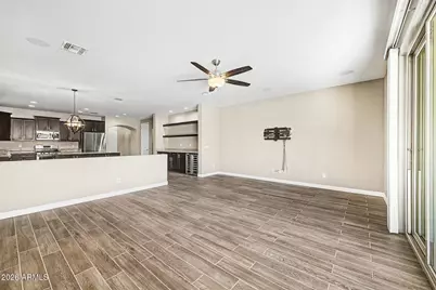 9316 W Oregon Avenue, Glendale, AZ 85305 - Photo 10