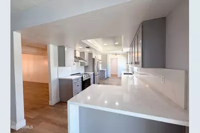 3028 E Marilyn Road, Phoenix, AZ 85032 - Photo 2