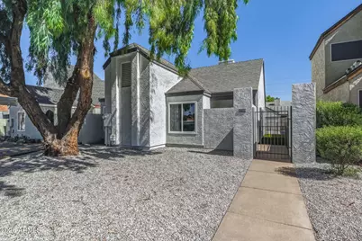 2206 W Beaubien Drive, Phoenix, AZ 85027 - Photo 2