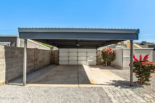 2206 W Beaubien Dr, Phoenix, AZ 85027 - Photo 44