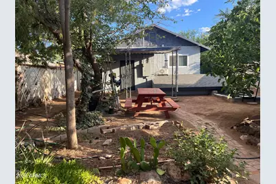 920 E 19th Street, Douglas, AZ 85607 - Photo 14