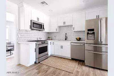 2915 W Griswold Road, Phoenix, AZ 85051 - Photo 6