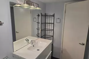 1101 E Bethany Home Rd, Phoenix, AZ 85014 - Photo 10