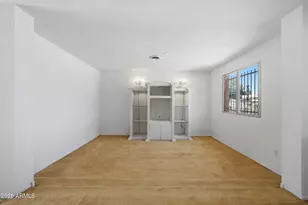 6541 W Osborn Rd, Phoenix, AZ 85033 - Photo 12