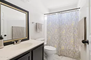 8925 W Tierra Buena Ln, Peoria, AZ 85382 - Photo 26