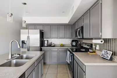 8925 W Tierra Buena Lane, Peoria, AZ 85382 - Photo 4