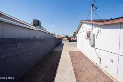 2435 W Yuma Street, Phoenix, AZ 85009 - Photo 12