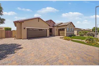1131 E Bajor Street, Gilbert, AZ 85298 - Photo 2